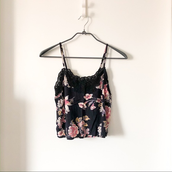 Billabong Tops - Billabong floral lace cami tanktop